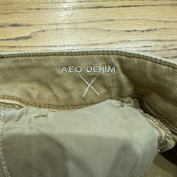 khaki american eagle high-rise shorties - Picture 6 of 6